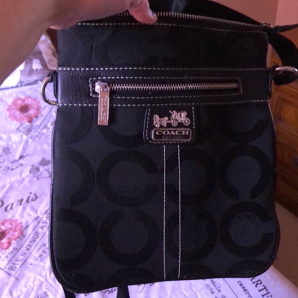 Coach purse - Picture 2 of 3